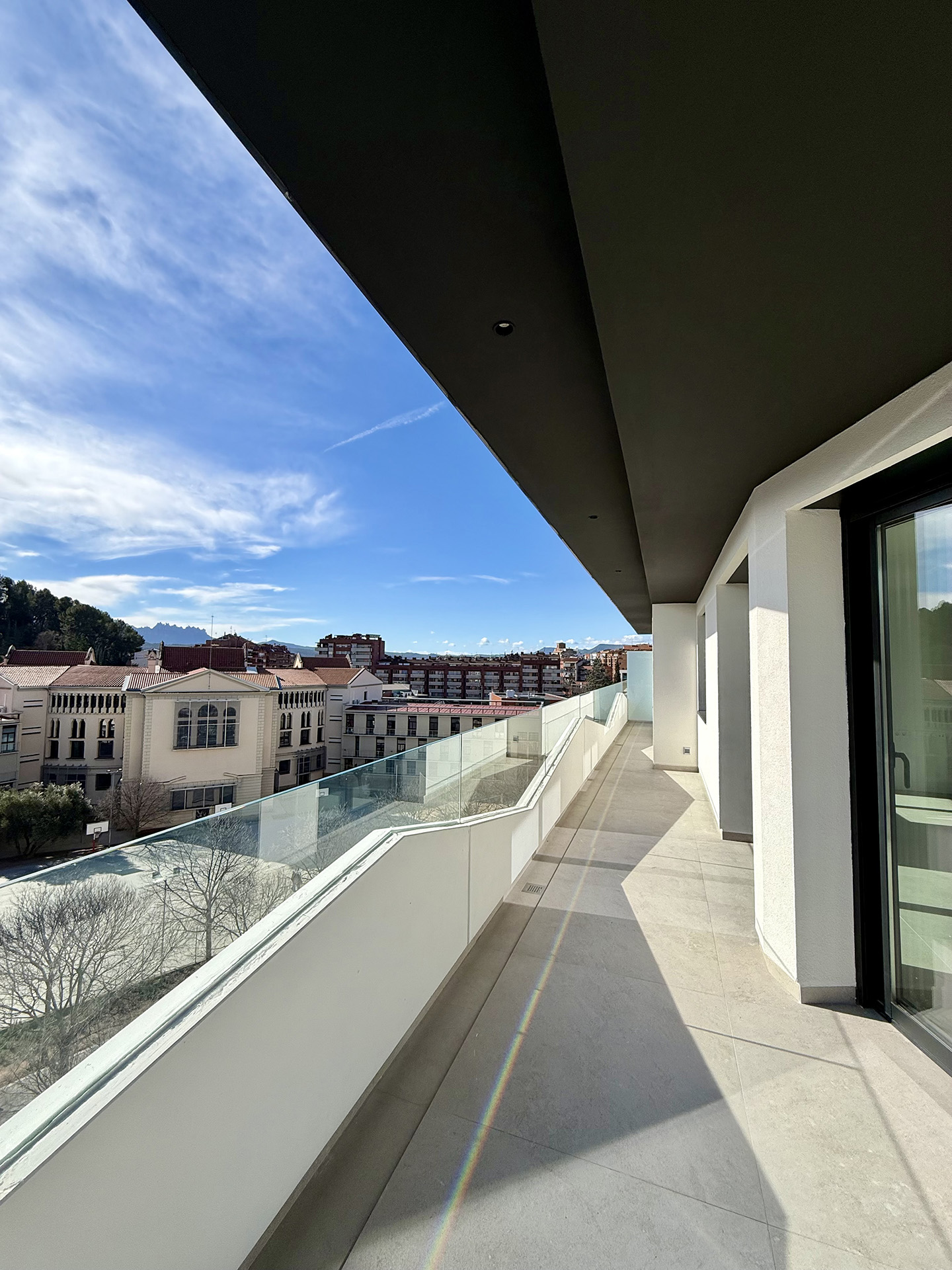 Construccions Salido-Carrio - Edifici Plurifamiliar - Carrer Valencia, Manresa - 2024 - Serrat Tort Arquitectes